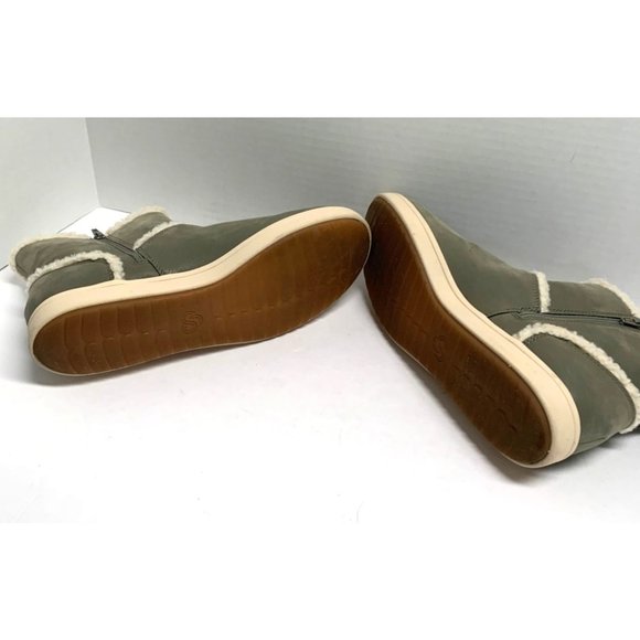 Clarks Cloudstepper Womens Size 9 W Gray Fur Trim Boots Ankle Bootie 61282172 Si - Picture 4 of 5